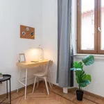 Rent a room in milan