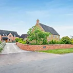 Rent 5 bedroom house in South East England