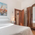 Rent 2 bedroom apartment in Venice