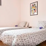 Rent 3 bedroom apartment in Barcelona