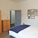 Rent 2 bedroom flat of 44 m² in London