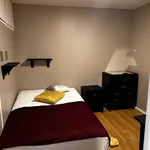 Rent a room in Montreal