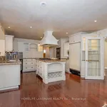 Rent 3 bedroom apartment of 787 m² in Oakville (Eastlake)