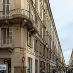 Affitto 4 camera appartamento di 110 m² in Turin