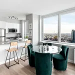 Rent 2 bedroom apartment in Long Island City