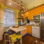 Rent 4 bedroom apartment of 120 m² in Genoa