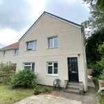 Rent 2 bedroom flat in Wales