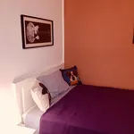 Rent 2 bedroom apartment in Milan