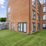 Rent 2 bedroom apartment in Hertsmere