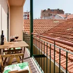 Rent 3 bedroom apartment in Lisbon