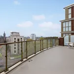 Huur 3 slaapkamer appartement van 193 m² in 's-Gravenhage