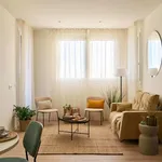 Rent 4 bedroom apartment in Madrid