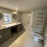 Maison de 203 m² avec 6 chambre(s) en location à LA GUYONNIERE