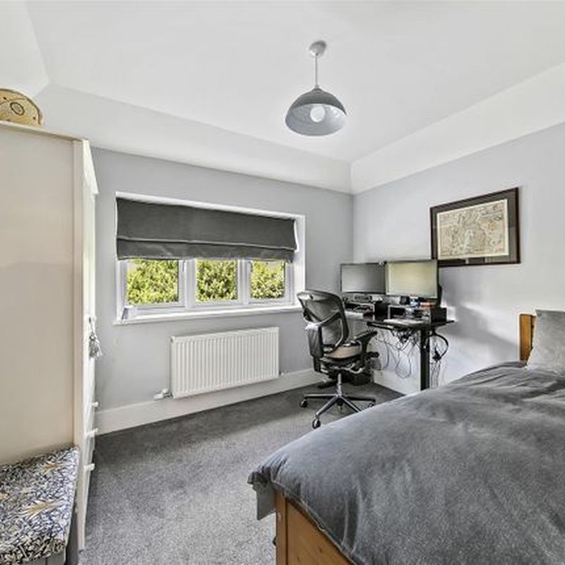 Detached house to rent in Gloucester Road, Hampton TW12