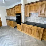 Rent 3 bedroom flat in Wales