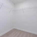 Maison de 1646 m² avec 3 chambre(s) en location à Calgary