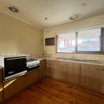 Rent 3 bedroom apartment in Clayton South