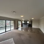 Rent 5 bedroom apartment in Papamoa