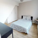 Appartement de 115 m² avec 5 chambre(s) en location à Lille