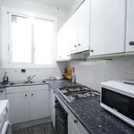 Rent 3 bedroom apartment of 10 m² in Barcelona