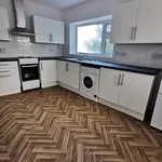 Rent 4 bedroom apartment in Swansea