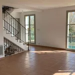 Maison de 200 m² avec 5 chambre(s) en location à Aix-en-Provence