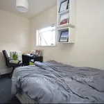 Rent 8 bedroom house in Leeds