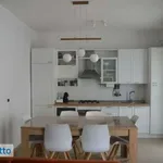 Affitto 3 camera appartamento di 85 m² in Pescara