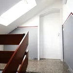 Miete 3 Schlafzimmer wohnung von 89 m² in Krefeld