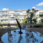 Rent 2 bedroom apartment of 110 m² in Παράδεισος