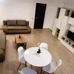 Rent 1 bedroom house of 34 m² in Sanpetru