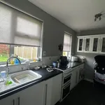 Rent 3 bedroom flat in Yorkshire And The Humber