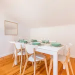 Rent 2 bedroom apartment of 100 m² in Lisbon