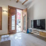 Rent 1 bedroom apartment of 538 m² in Valencia