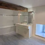 Maison de 150 m² avec 7 chambre(s) en location à Cognac