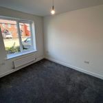 Rent 3 bedroom flat in West Midlands