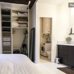 Appartement de 50 m² avec 1 chambre(s) en location à Paris