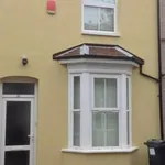 Rent 4 bedroom house in West Midlands