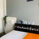 Rent a room in turin