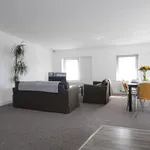 Rent 8 bedroom flat in South West England