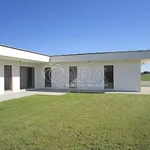 Rent 4 bedroom house in Lhota u Dolních Břežan