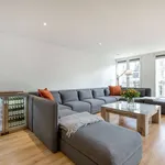 Rent 3 bedroom apartment in Edinburgh