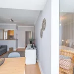 Rent 1 bedroom apartment of 50 m² in lisbon