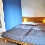 Rent 1 bedroom apartment of 32 m² in Dusseldorf