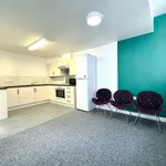 Rent 5 bedroom flat in Leicester