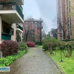 Rent 3 bedroom apartment of 109 m² in Milan