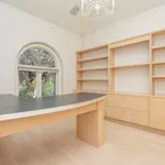 Maison de 2680 m² avec 4 chambre(s) en location à Calgary