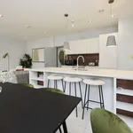 Rent 2 bedroom apartment of 89 m² in london