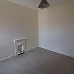 Rent 4 bedroom house in Wales