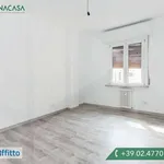 Rent 3 bedroom apartment of 70 m² in Milan